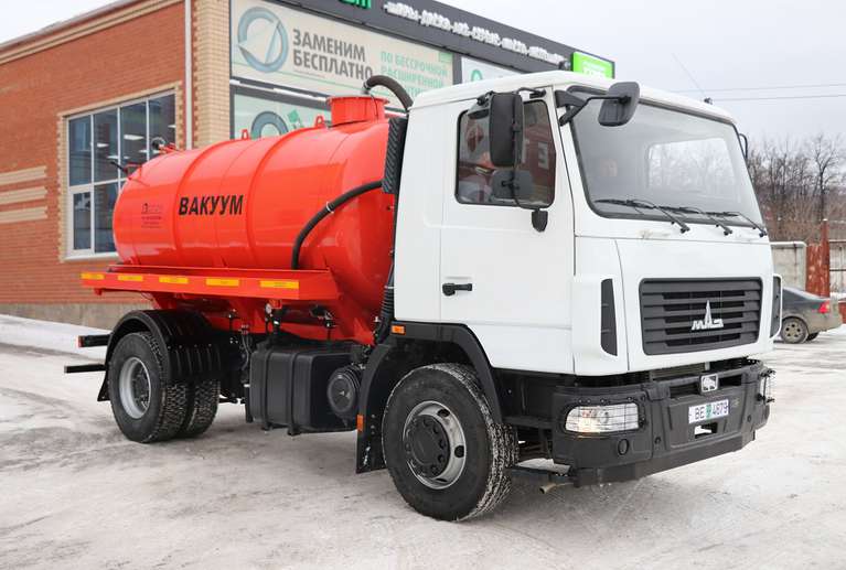 Автоцистерна вакуумная АВ-10 на шасси МАЗ 534025